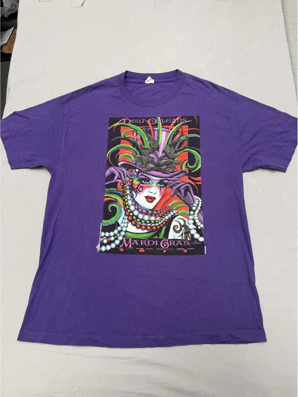 Mardi Gras Head Dress Glitter T-shirt Andrea Mistretta - M